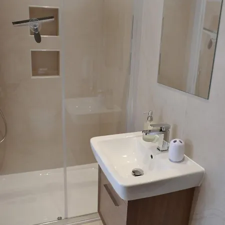 Bridge House Farm * Weeton (West Yorkshire)